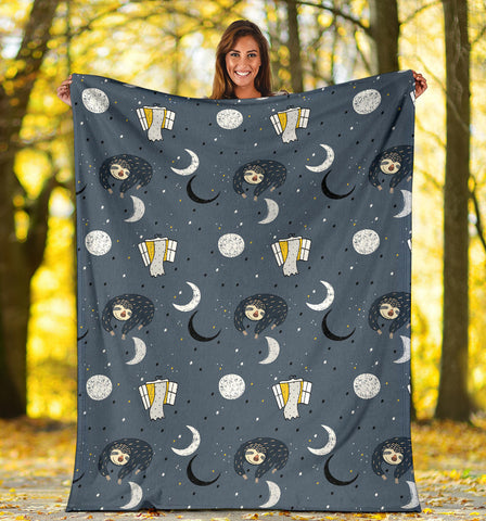 Image of Sleeping Sloth Blanket V.2